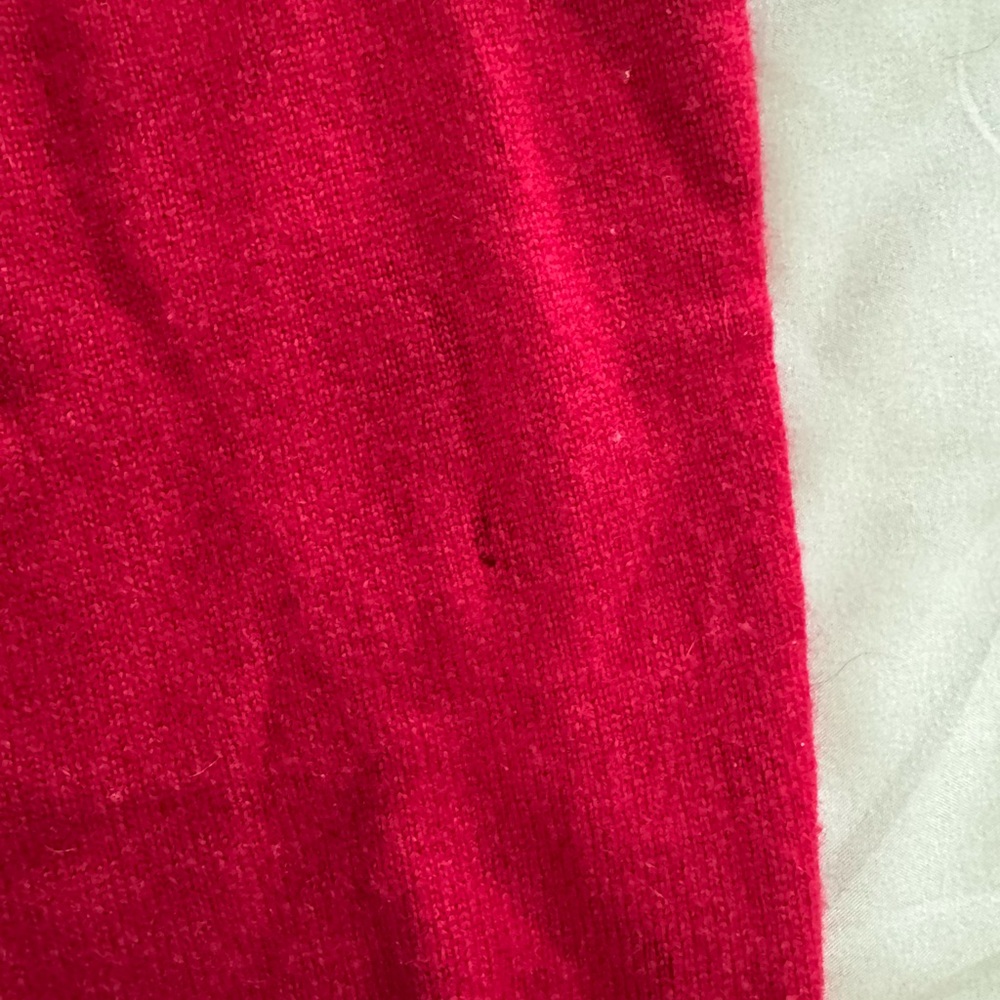 Geneva - Red Turtleneck Sweater - Picture 6 of 6